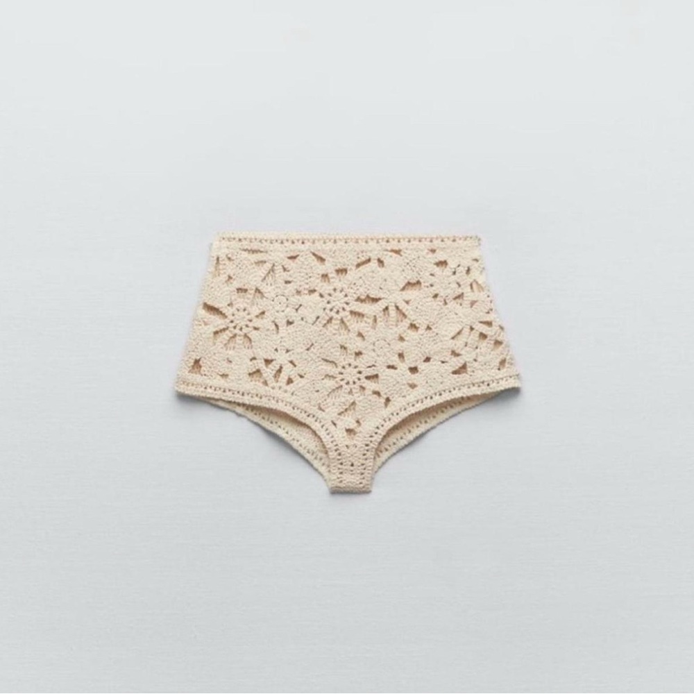 Zara Cream Crochet  short
